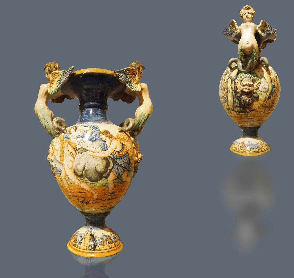 Paire De Grands Vases d'Urbino, fin 18ème-19ème