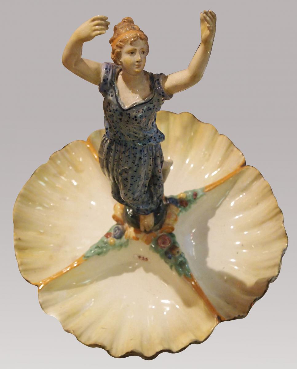 Center-piece In Faience-photo-3