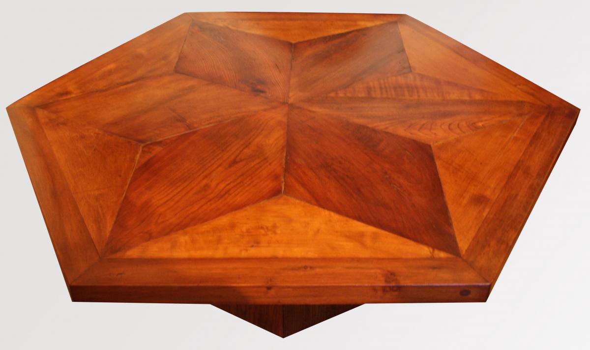 Une Table Hexagonale En Parquet XVIIIe-photo-2