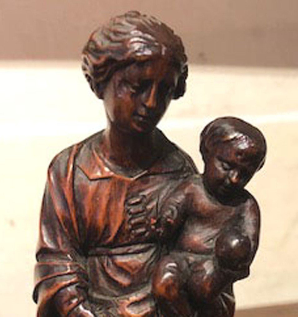 A Small Virgin And Child In Wood , 17 Th Century.-photo-2