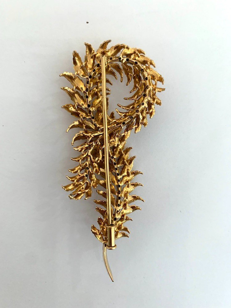18-carat Gold Brooch, Brilliants And Naturalistic Design-photo-2