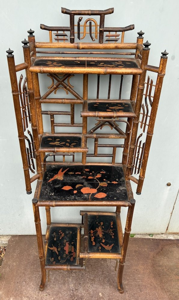 Etagère en bambou et plateaux laques à décor Asiatique-photo-2
