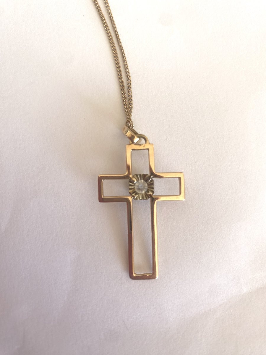 Collier en Or 18 Carats avec Pendentif Croix Sertie d’un Diamant-photo-2