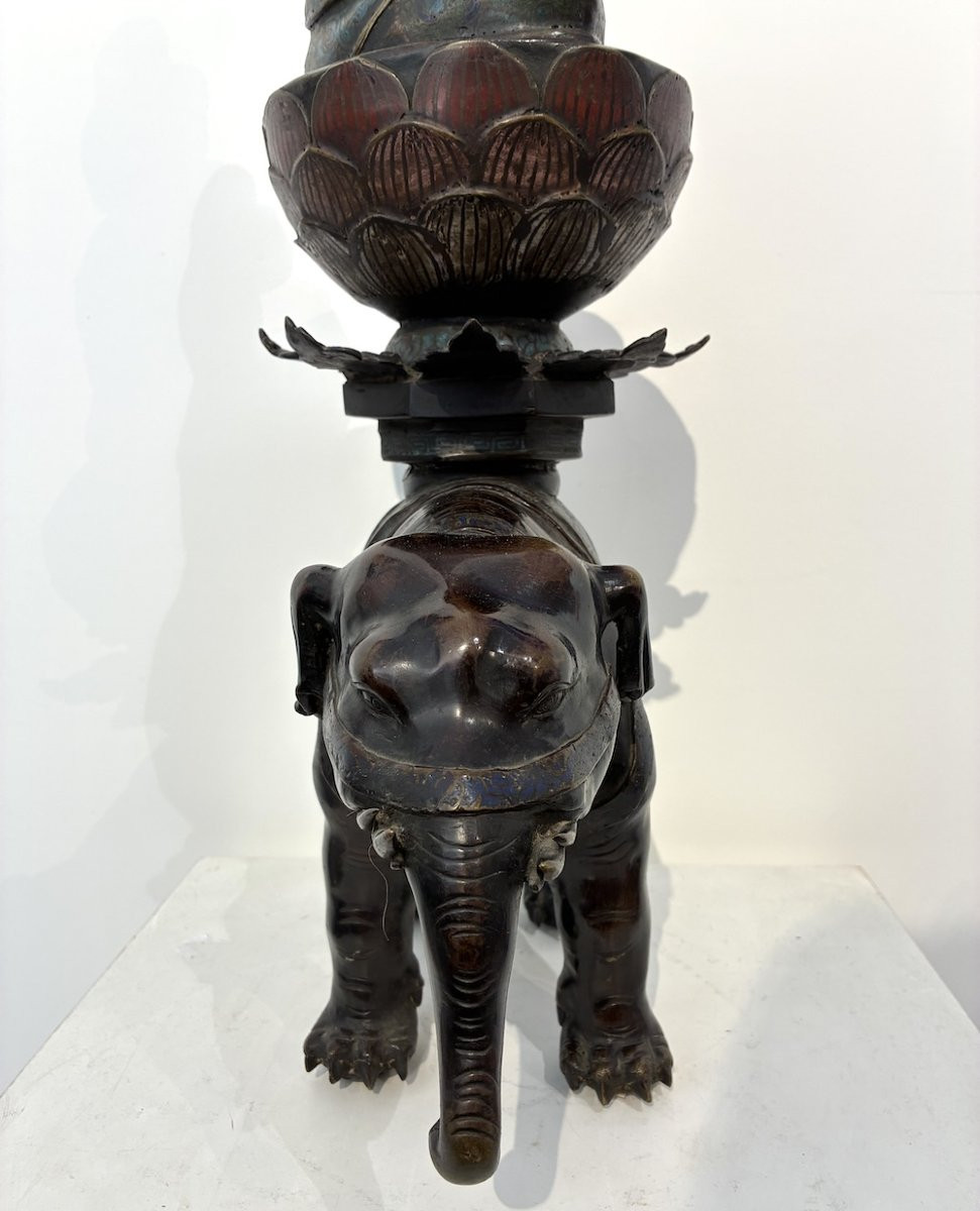 Important okimono en bronze et émaux champlevés – Samantabhadra sur éléphant – 64 cm-photo-1