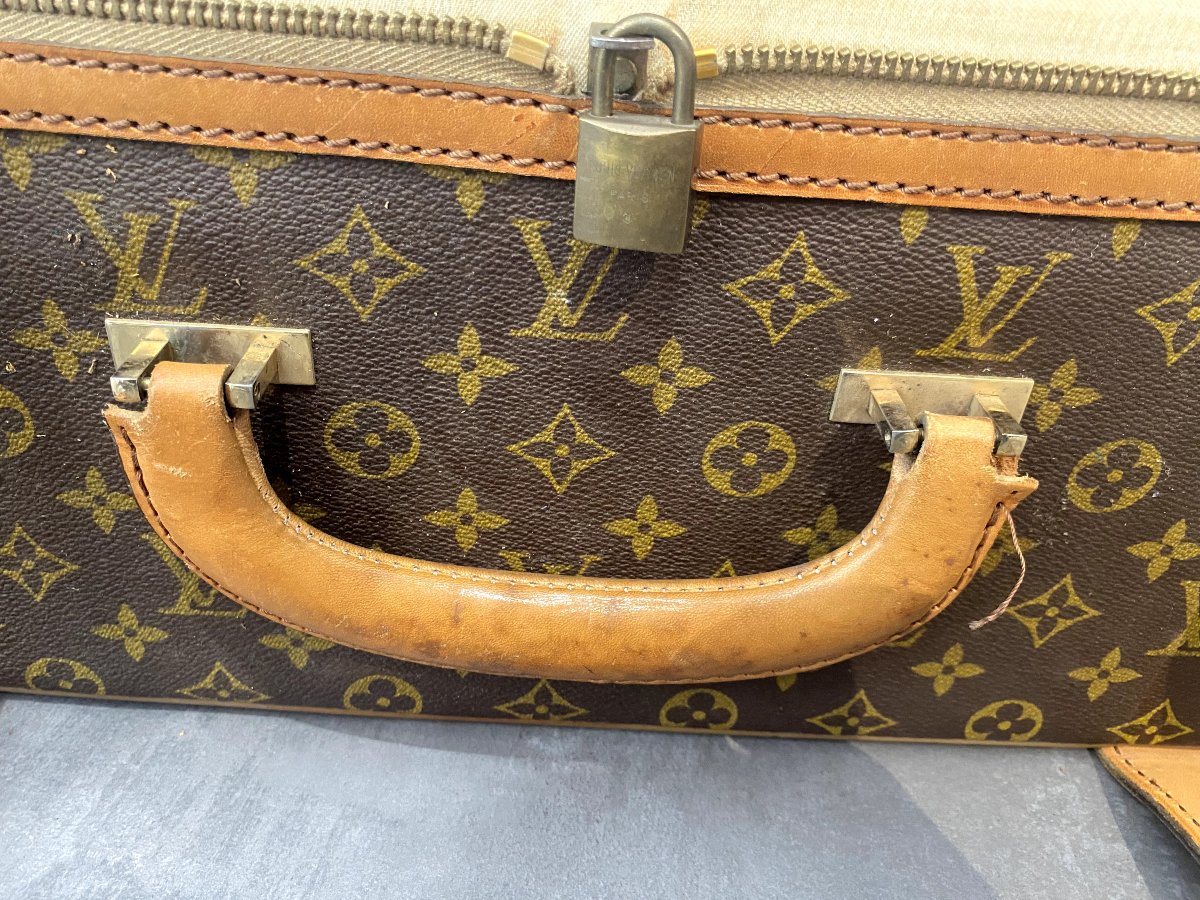 Vintage Louis Vuitton Suitcase-photo-1