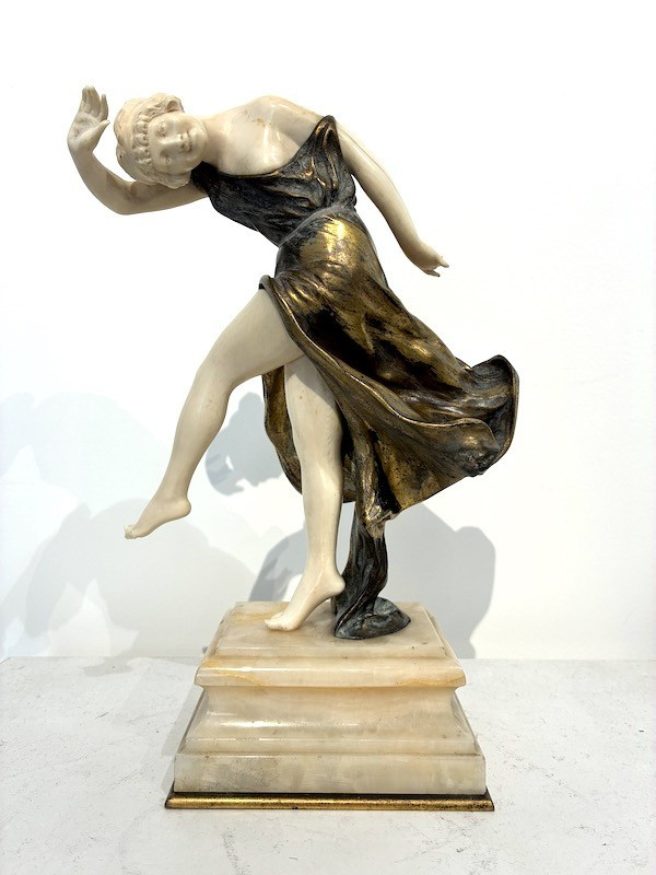 Chryséléphantine  - "La danseuse"