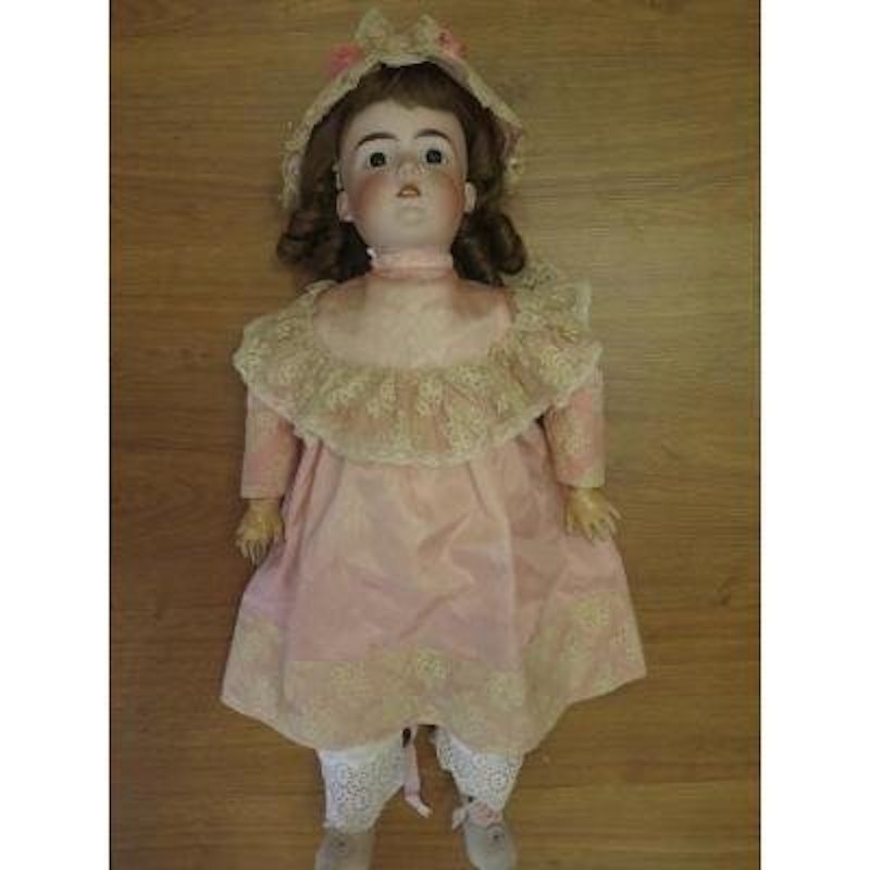 Porcelain-headed Doll: Armand Marseille 