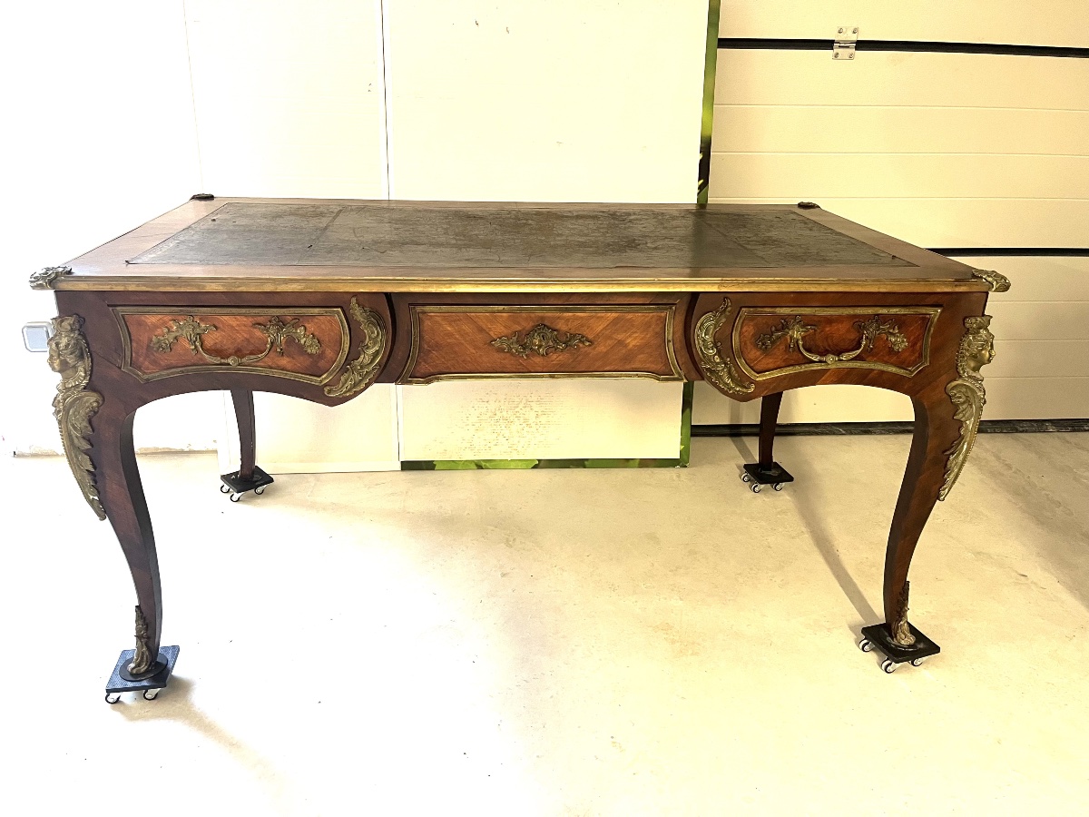 Bureau plat style Louis XV des années 1880/1900