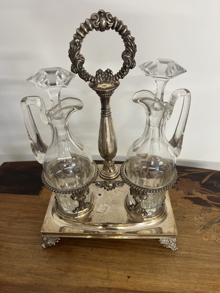 Oil And Vinegar Cruet With Minerva Hallmark-photo-1