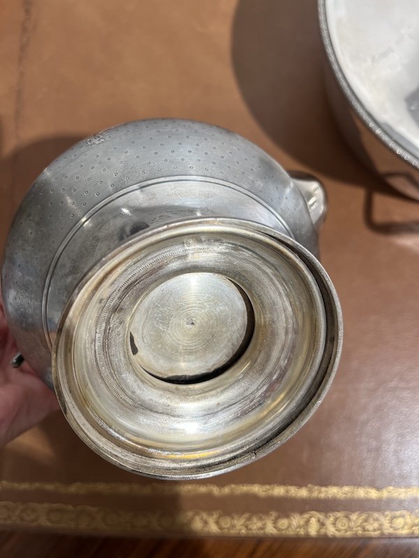 Belle cafetière ancienne en argent massif-photo-2