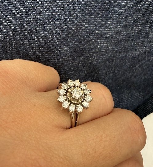 Daisy Ring 