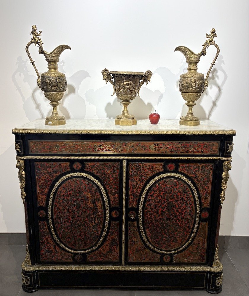 Garniture en bronze doré – Paire d’aiguières et vase -photo-1