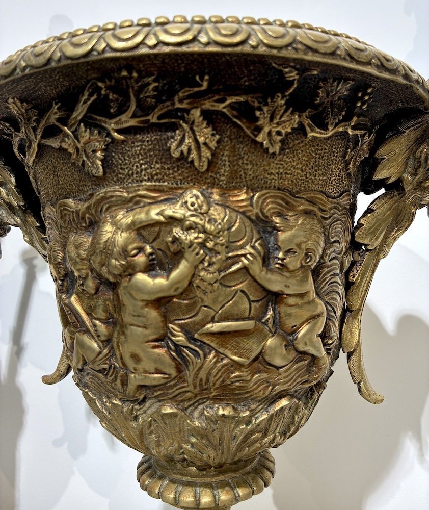 Garniture en bronze doré – Paire d’aiguières et vase -photo-3