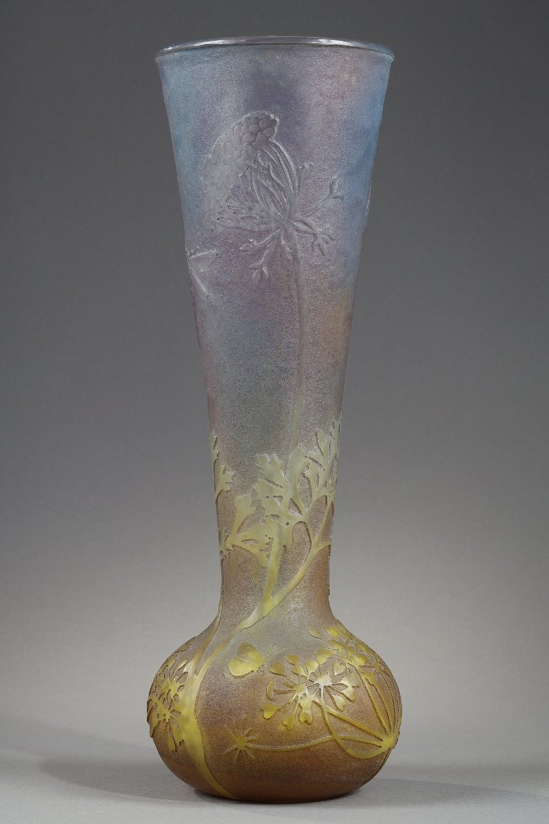 Vase With Hogweed And Insects - Daum-photo-5