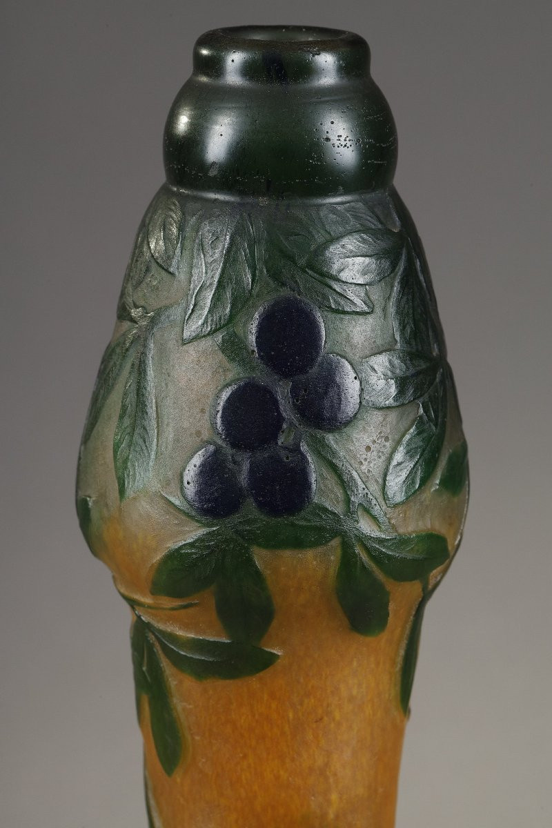 Vase With Sloes - Daum-photo-4