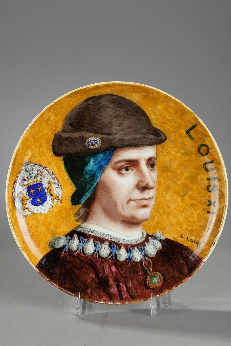 "louis XI" Plate - Théodore Deck (1823-1891)