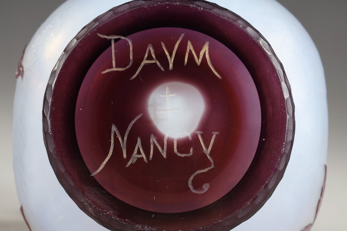 Small Vase With Clematis - Daum-photo-6