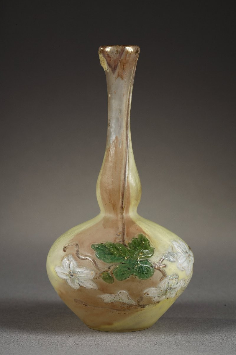 Bud Vase With White Flowers - Burgun, Schverer & Co. - Verrerie d'Art De Lorraine-photo-1