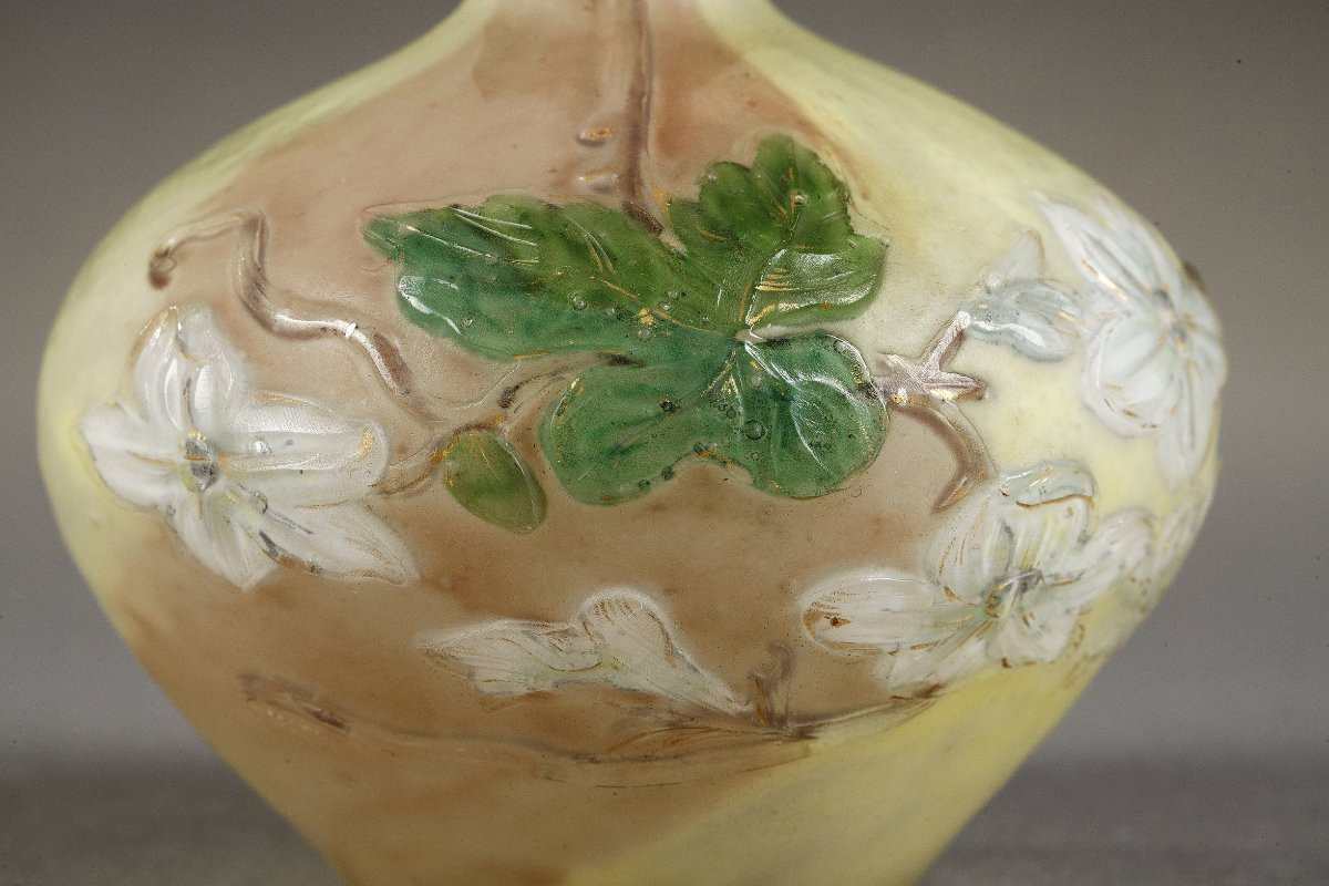 Bud Vase With White Flowers - Burgun, Schverer & Co. - Verrerie d'Art De Lorraine-photo-2