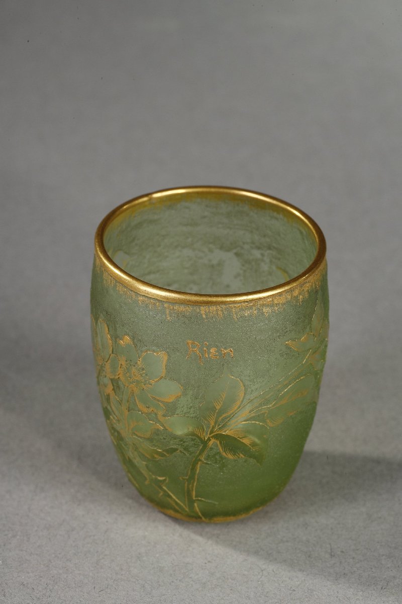 Miniature With Wild Roses - Daum-photo-7