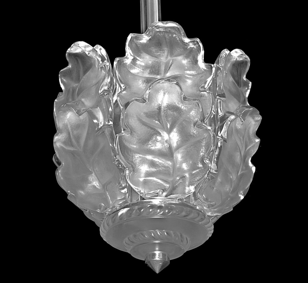 Lalique Art Deco Chandelier Model "oak"-photo-1