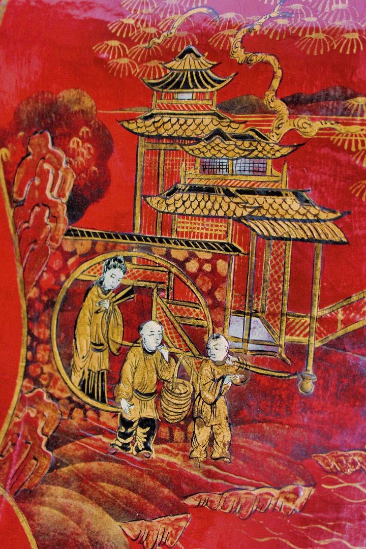 Chinese Lacquer Slope Desk-photo-7