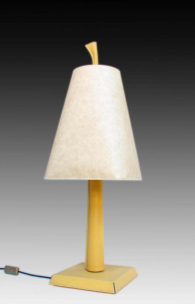 Hugues CHEVALIER grande lampe gainée cuir style Art Déco