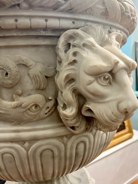 Large White Carrara Marble Vase Decorated With Neoclassical Motifs-photo-2