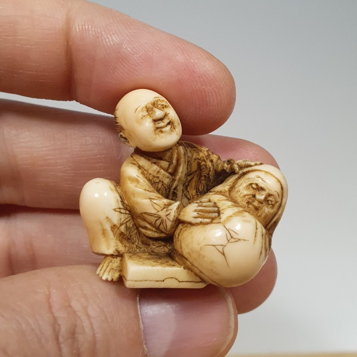 Netsuke  En Ivoire -photo-2