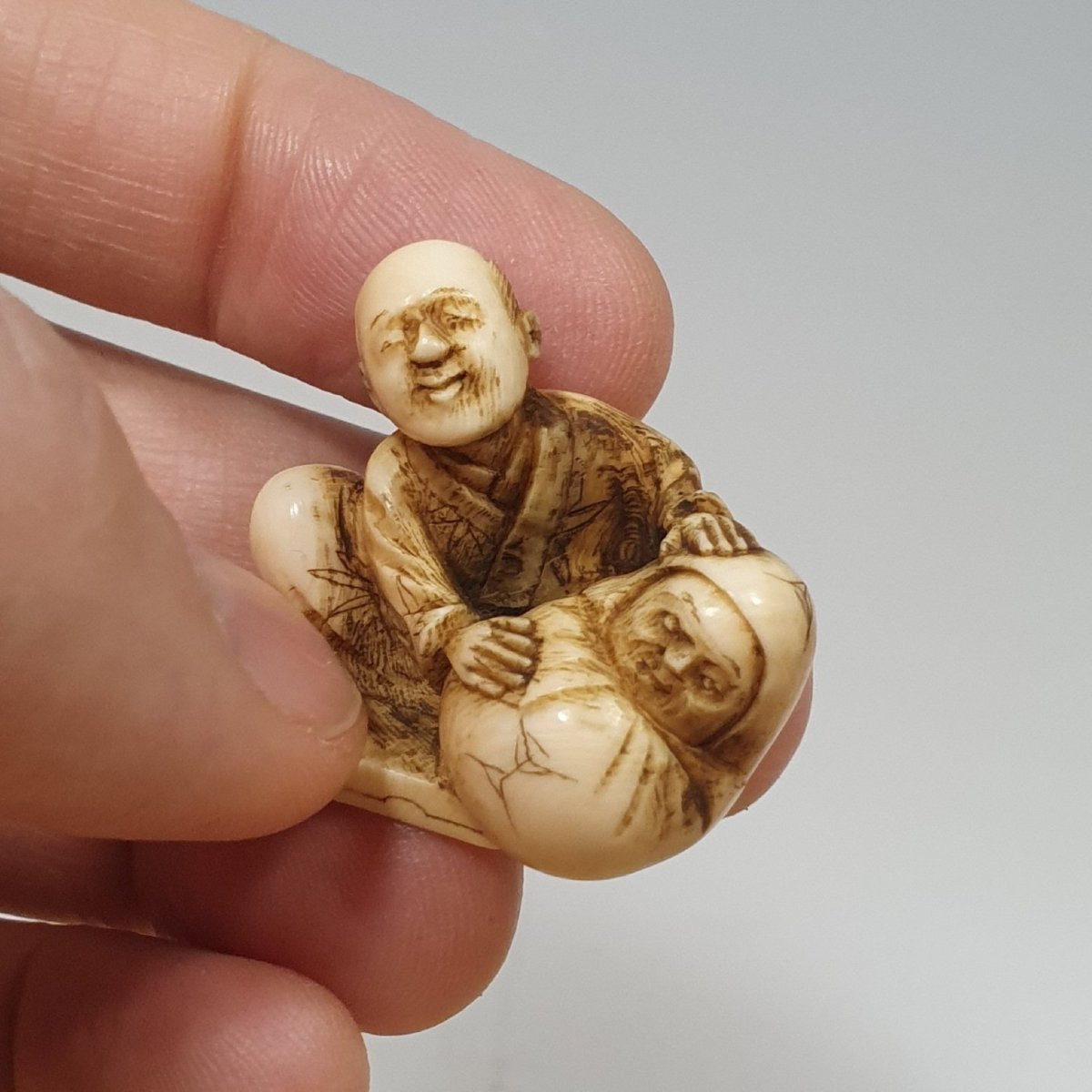 Netsuke  En Ivoire -photo-4