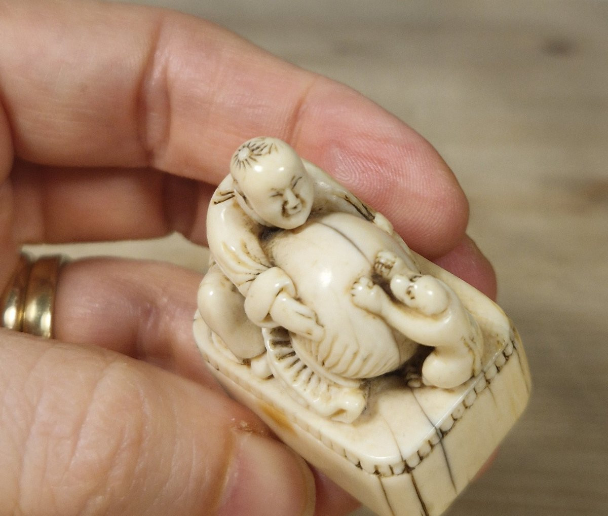 Ivory Netsuke-photo-4
