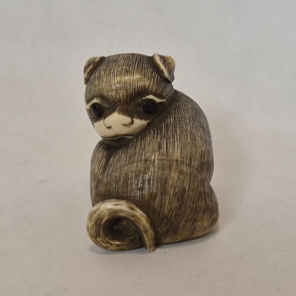 Netsuke  En Ivoire 