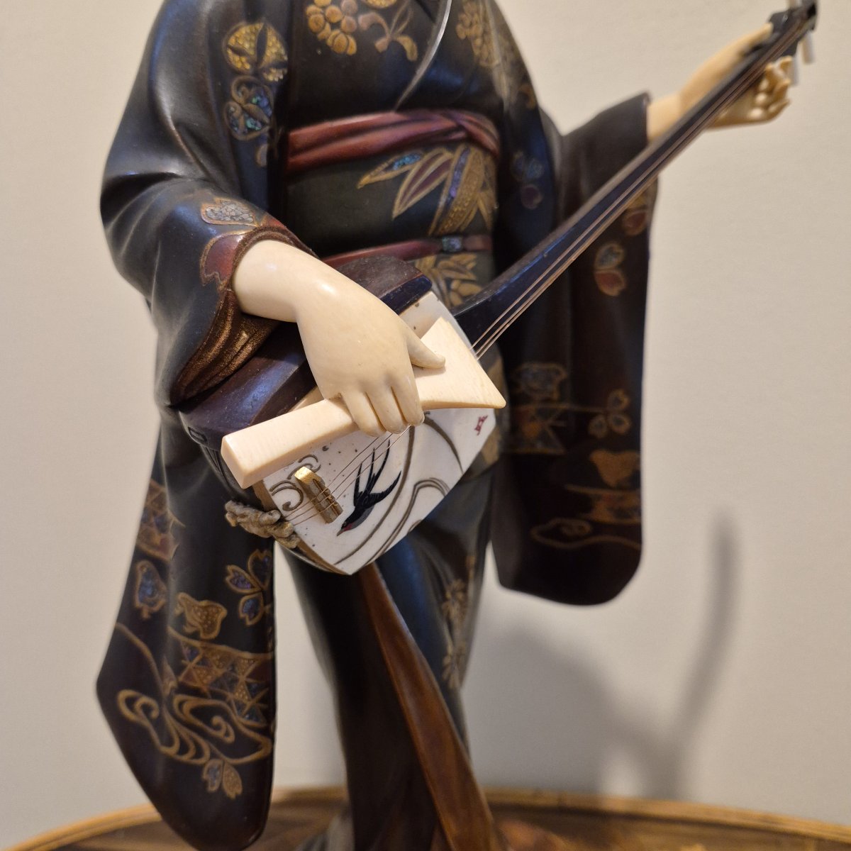 okimono Geisha-photo-3