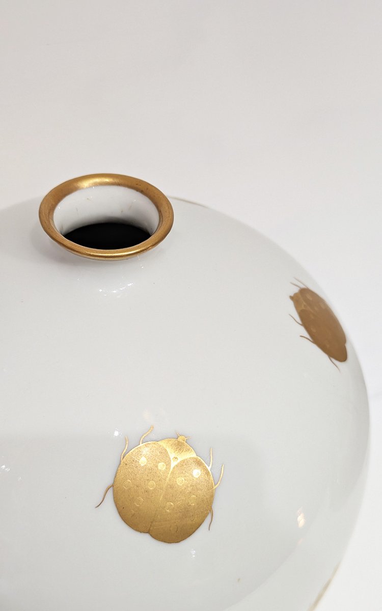 White Porcelain Vase With Gold Decoration Featuring Ladybugs, Gio Ponti, Richard-ginori, Ca. 1930–35.-photo-2
