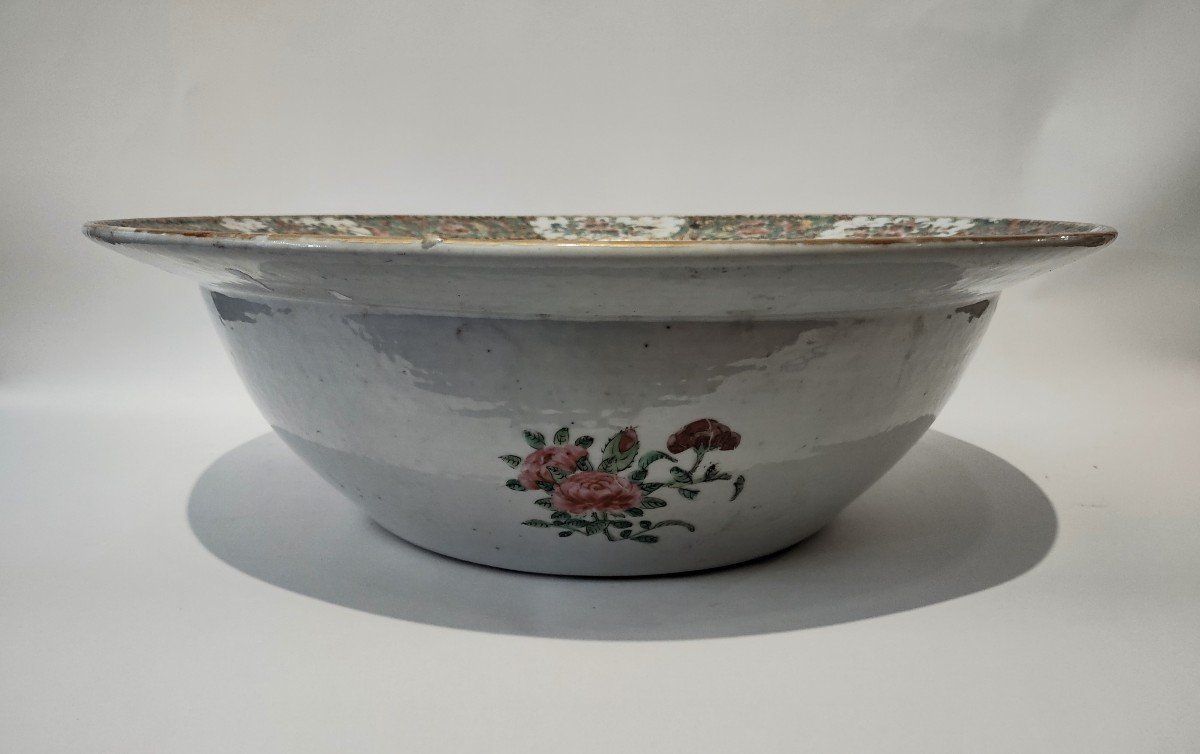 Large Canton Porcelain Punch Bowl Mid-19th Century-photo-2