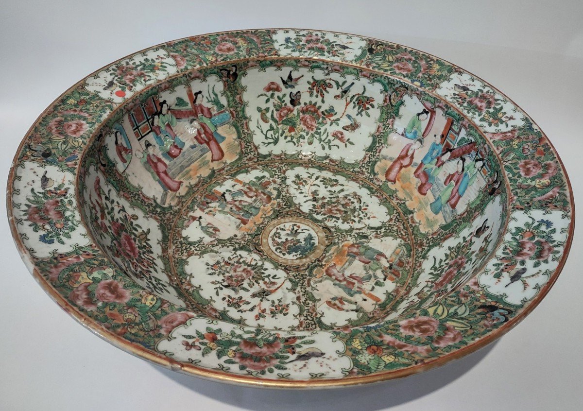 Large Canton Porcelain Punch Bowl Mid-19th Century-photo-2