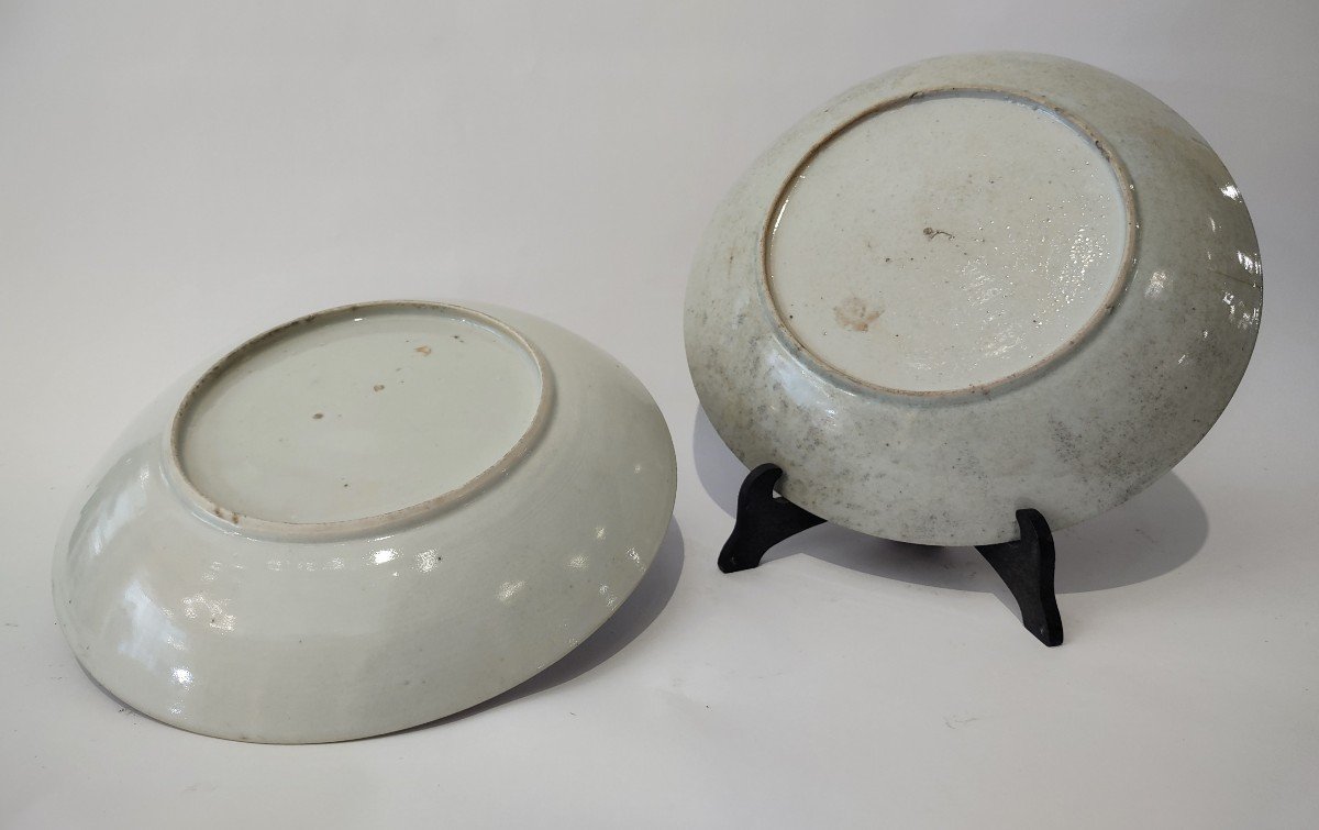 Two Chinese Export Porcelain Plates-photo-3