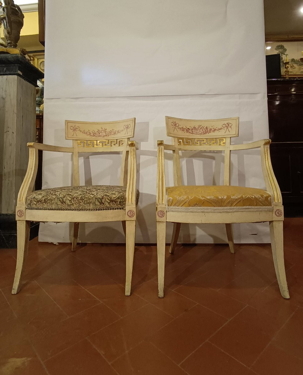 PAIRE DE FAUTEUILS LAQUÉS ET DORÉS, SECONDE MOITIÉ DU 19ème SIÈCLE-photo-2