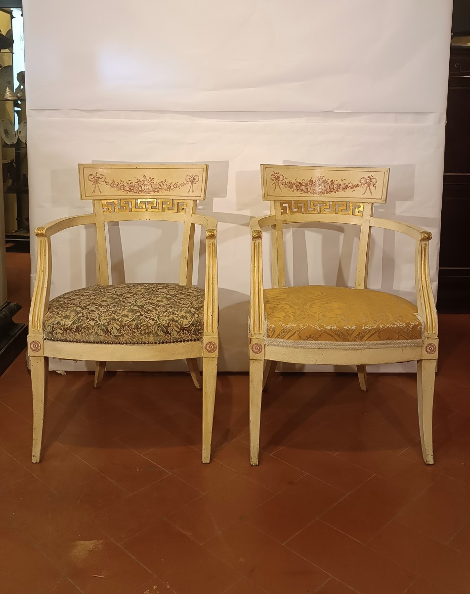 PAIRE DE FAUTEUILS LAQUÉS ET DORÉS, SECONDE MOITIÉ DU 19ème SIÈCLE
