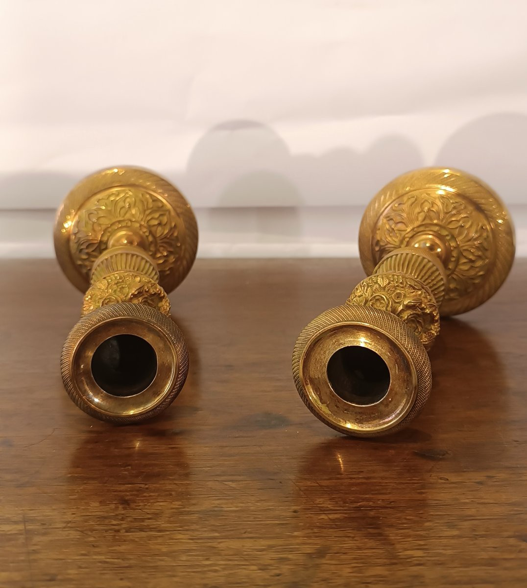 First Half Of The 19th Century Pair Of Charles X Candlesticks In Gilt Bronze-photo-1
