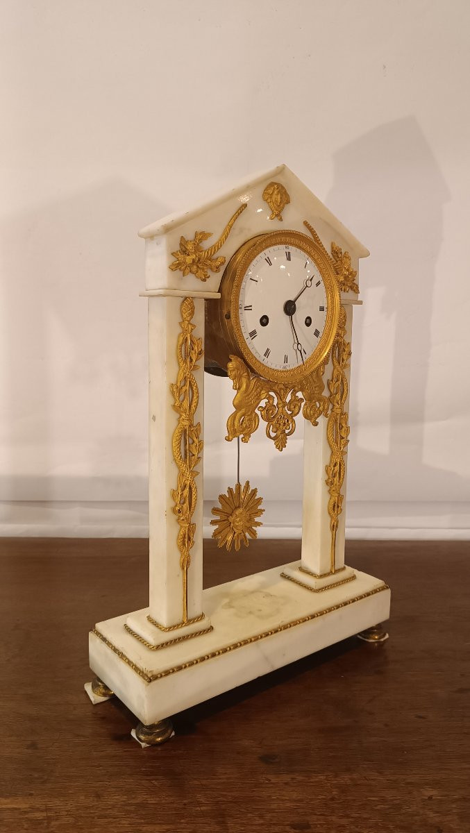 Second Half Of The 18th Century White Marble Temple Clock-photo-2
