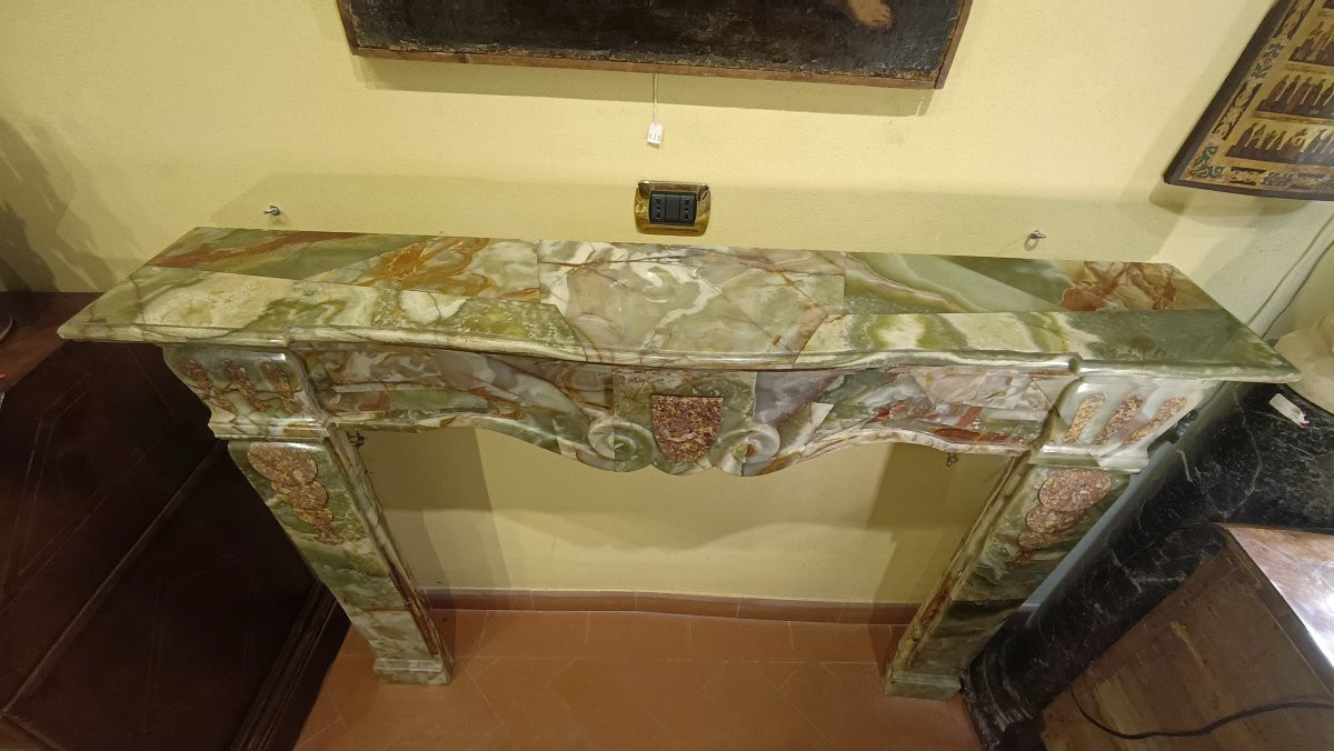 CHEMINÉE EN ONYX ET BRÈCHE DU MILIEU DU 19ème SIÈCLE-photo-2