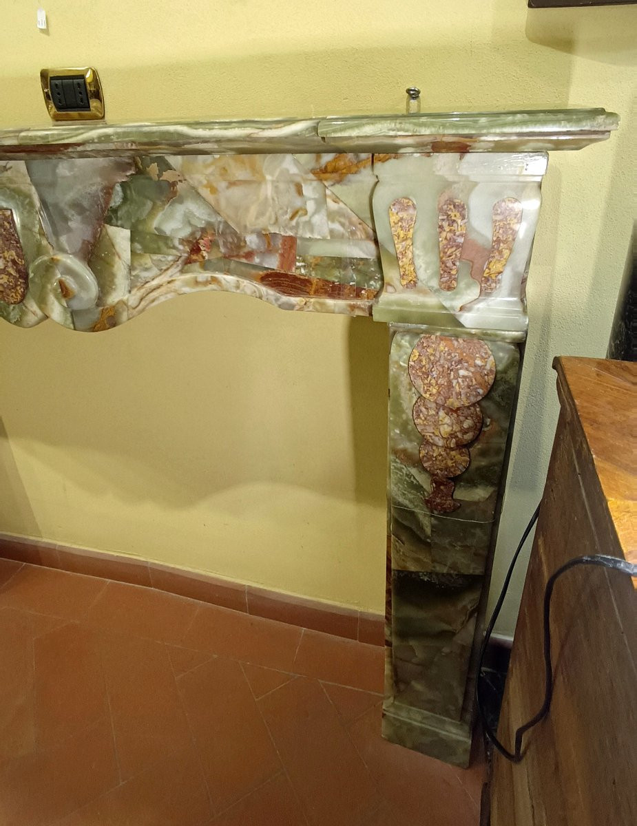 CHEMINÉE EN ONYX ET BRÈCHE DU MILIEU DU 19ème SIÈCLE-photo-3