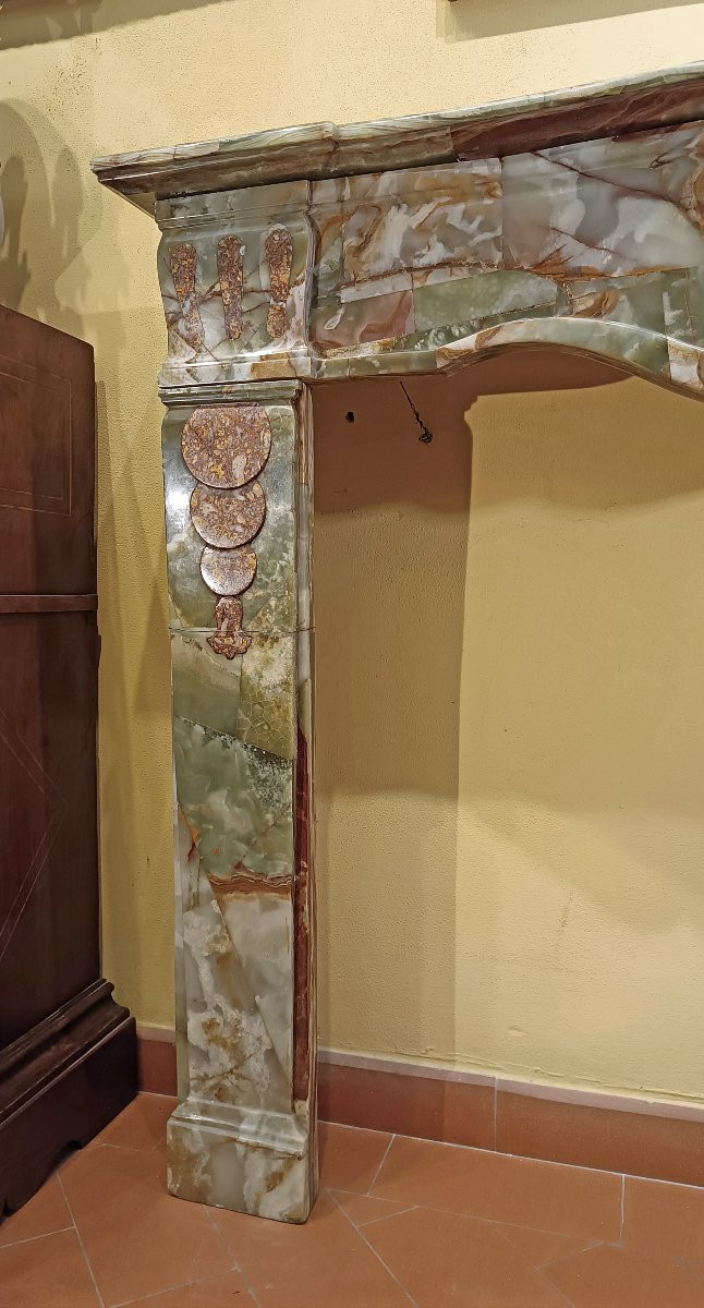 CHEMINÉE EN ONYX ET BRÈCHE DU MILIEU DU 19ème SIÈCLE-photo-5