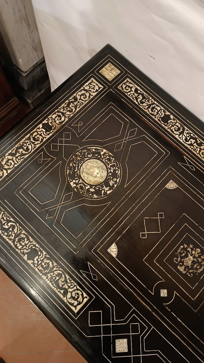 Mid-19th Century Ebony Writing Table With Inlays-photo-4