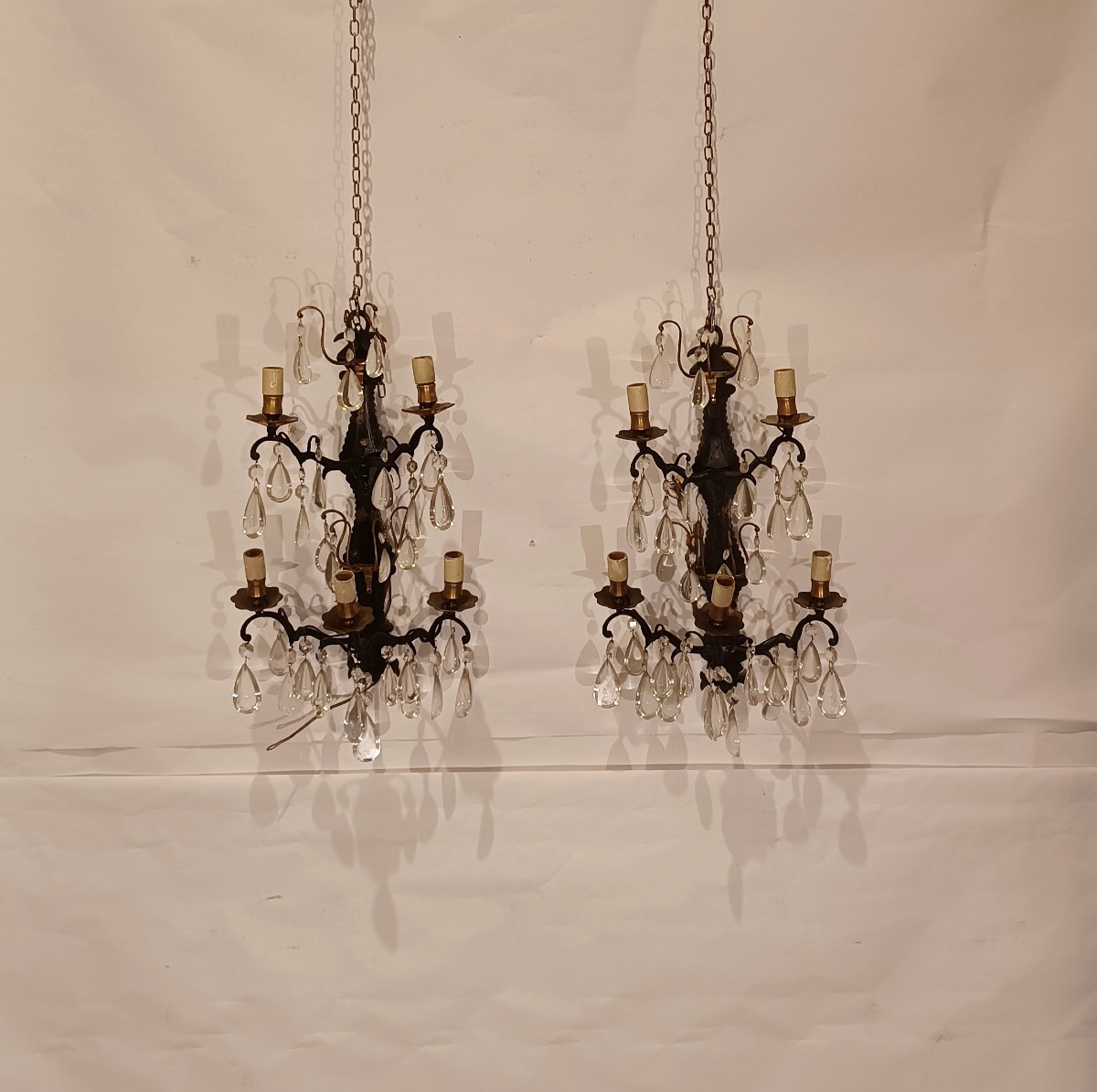 PAIRE D'APPLIQUES EN BRONZE ET CRISTAL DÉBUT DU 20ème SIÈCLE