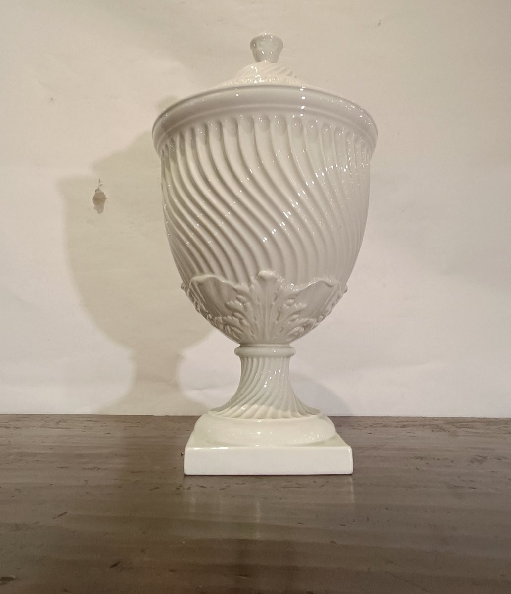 1950s-1960s Ginori Vase In Medici Style -photo-3