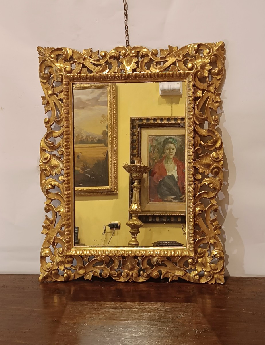 MIROIR EN BOIS DORÉ PREMIÈRE MOITIÉ DU 19ème SIÈCLE