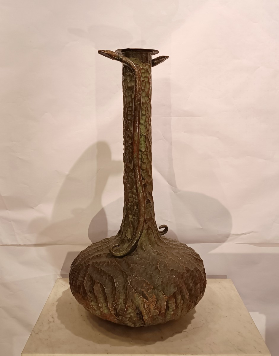 VASE EN CUIVRE ART NOUVEAU DÉBUT DU 20ème SIÈCLE