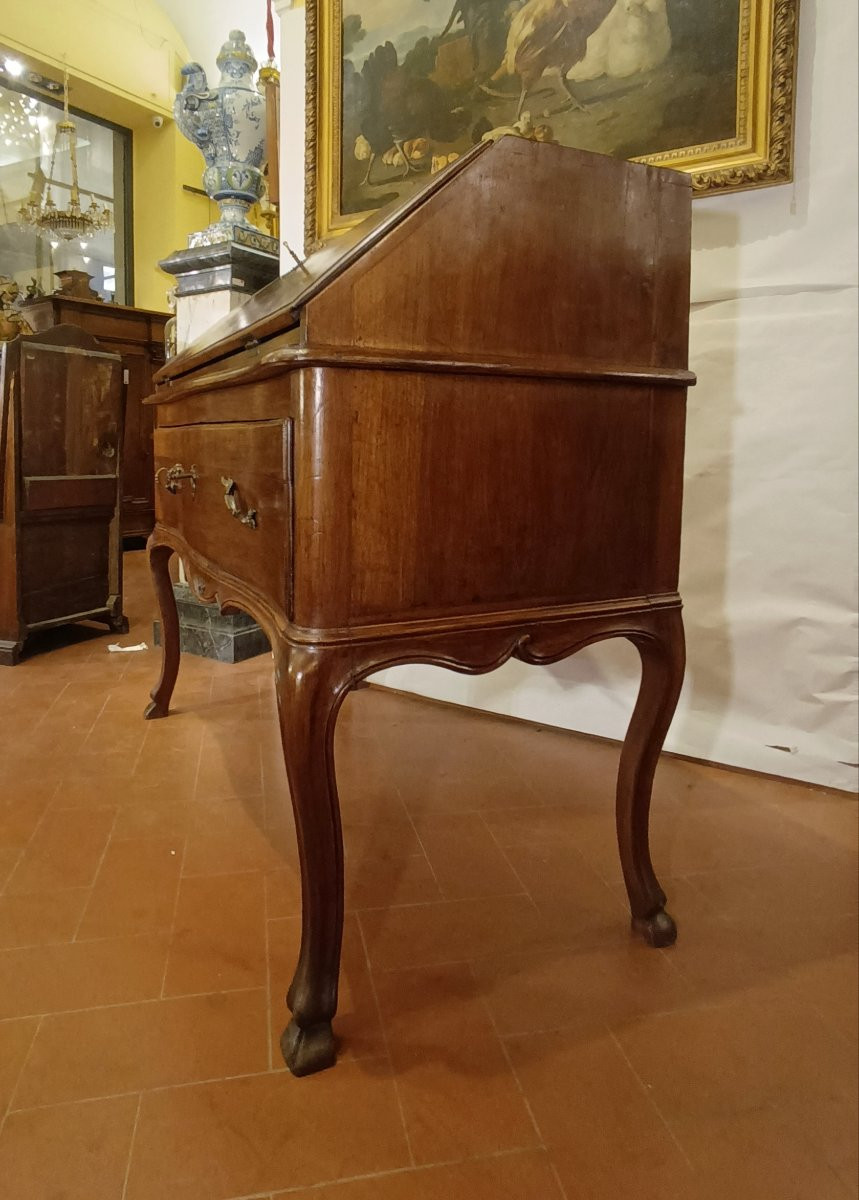  Mid-18th Century Louis XV Walnut Parmesan Drop-off Table-photo-2